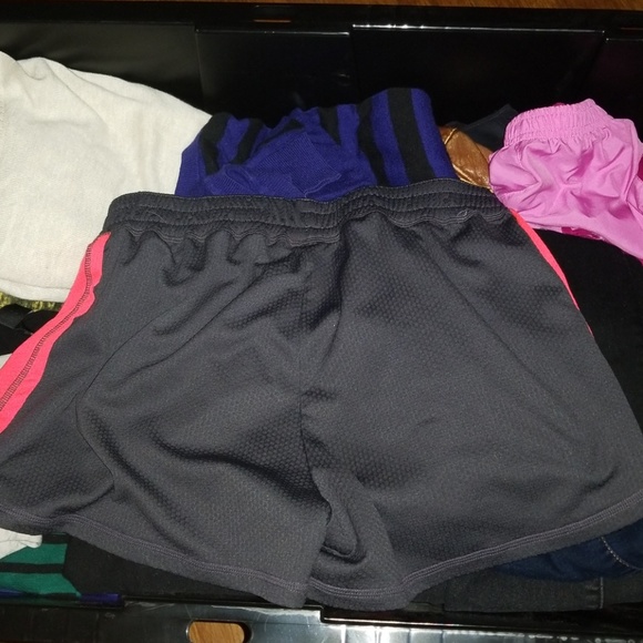 Workout shorts - Picture 2 of 2